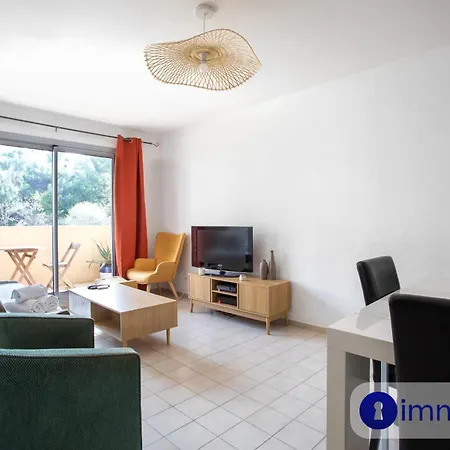 Apartment T2 With Terrace Sea View *